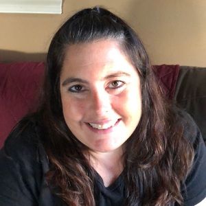 Meet your Posher, Monica